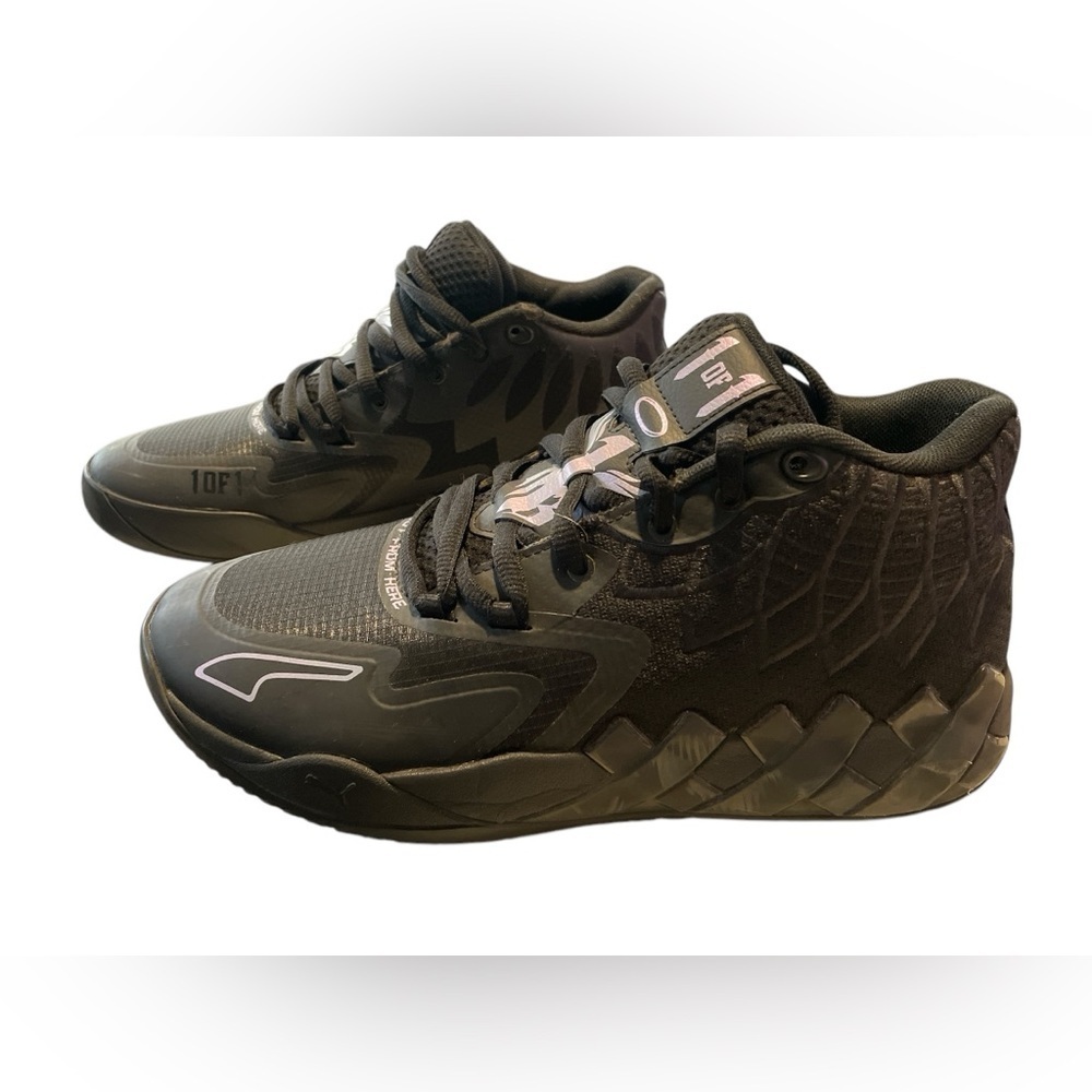 Puma MB.01 IRIDESCENT DREAMS Black Lamelo Ball - Picture 2 of 4